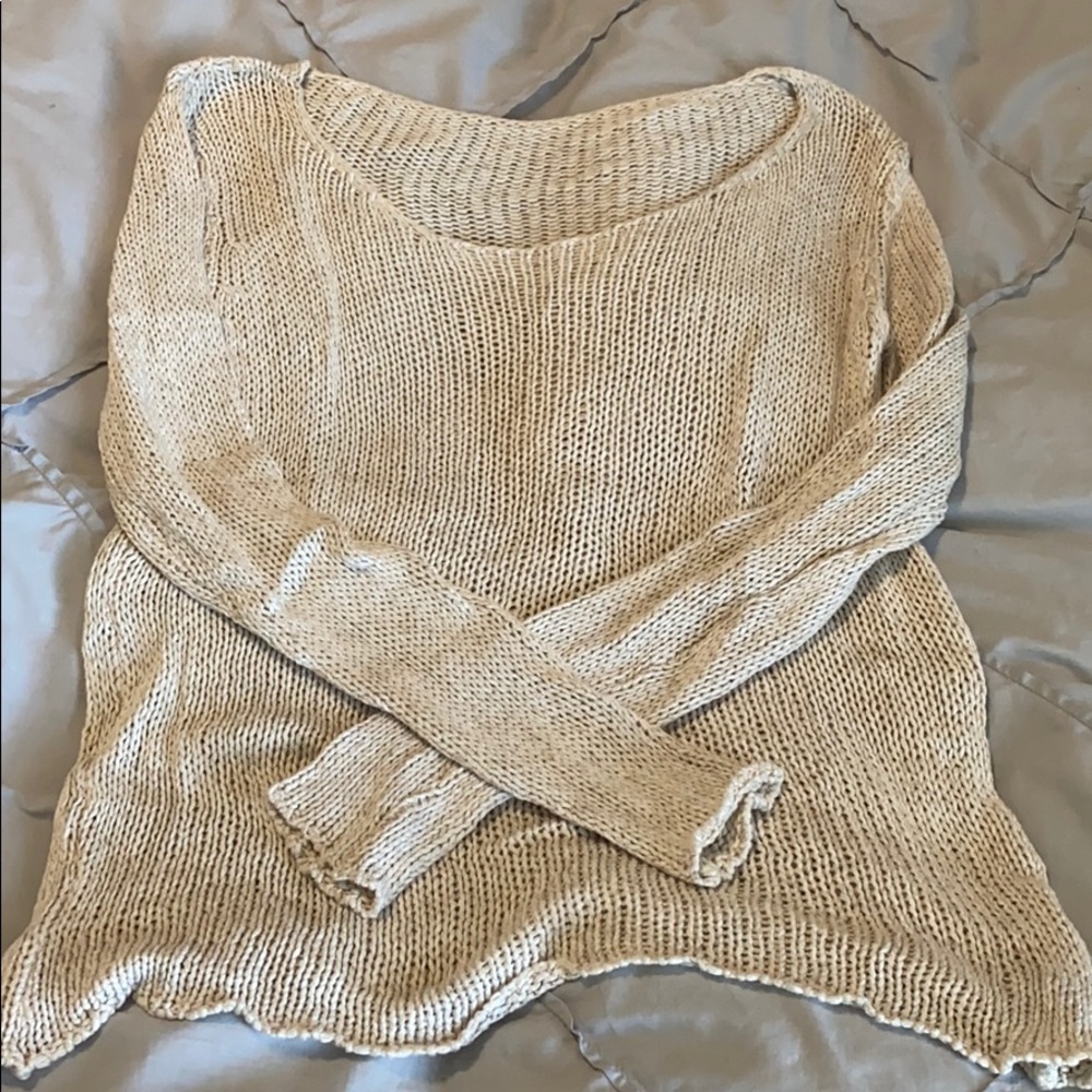Brandy Melville sweater